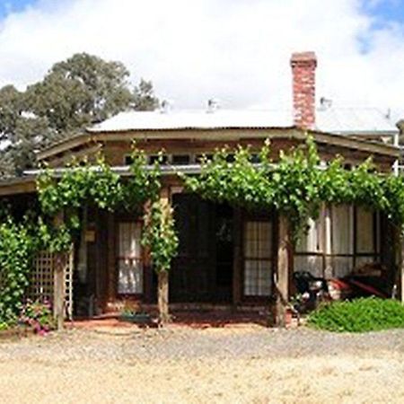 Moonbeam Cottages & Rainbow Cafe Moonambel Exterior foto