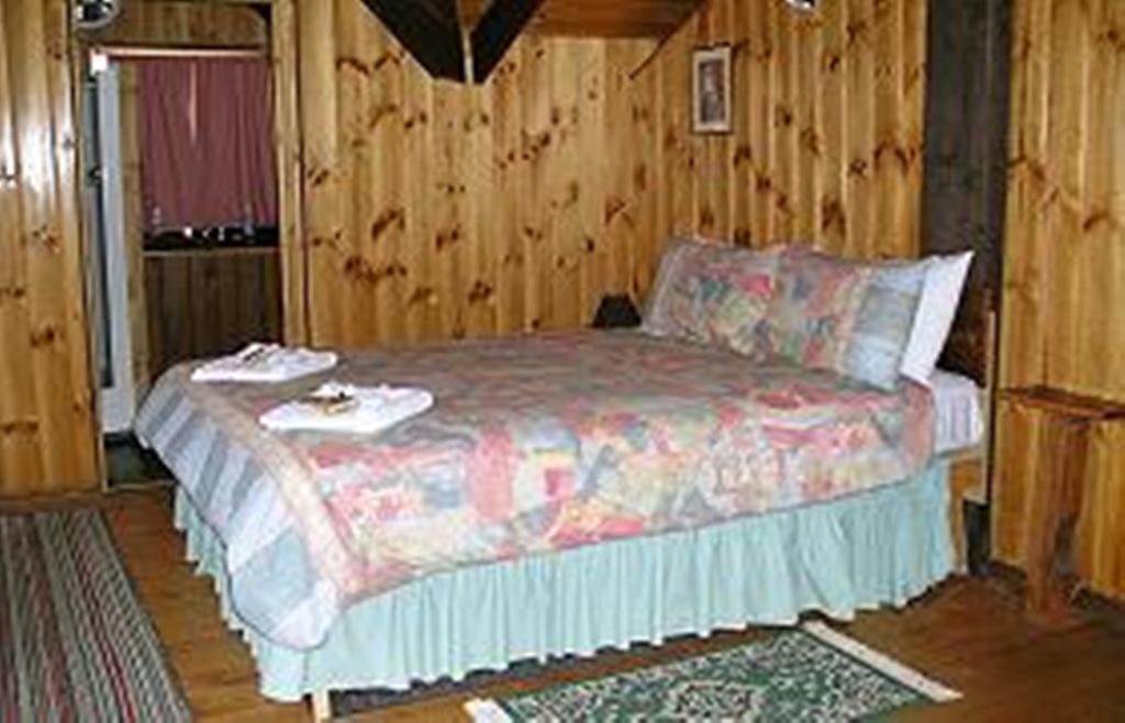 Moonbeam Cottages & Rainbow Cafe Moonambel Quarto foto